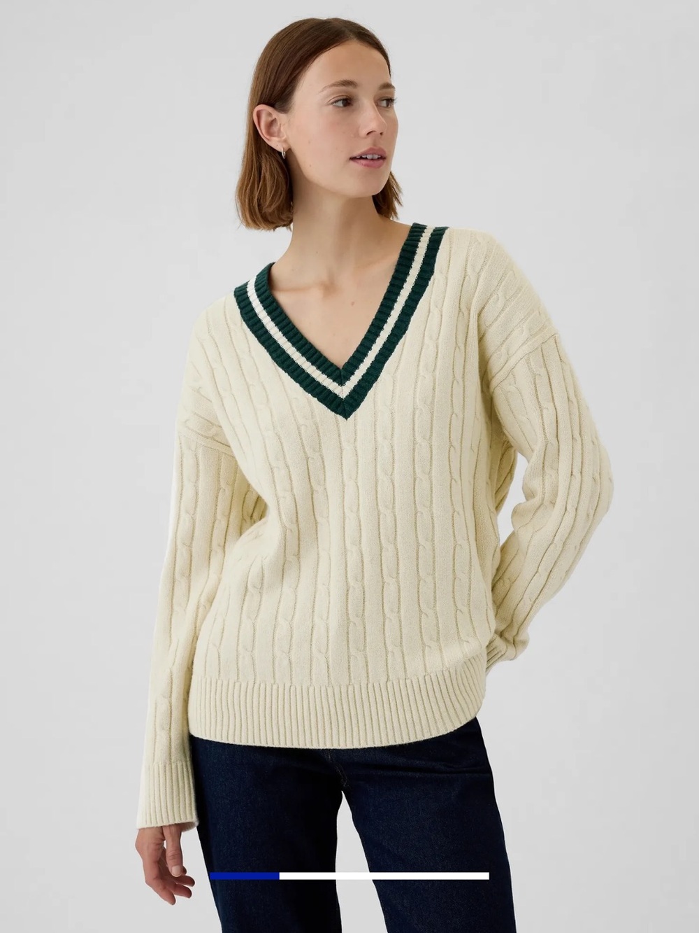 GAP Varsity V-Neck Cable Knit Sweater Size L